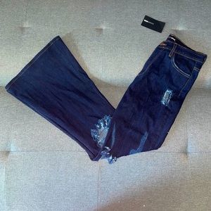 Fashion Nova high-rise Flare Jean